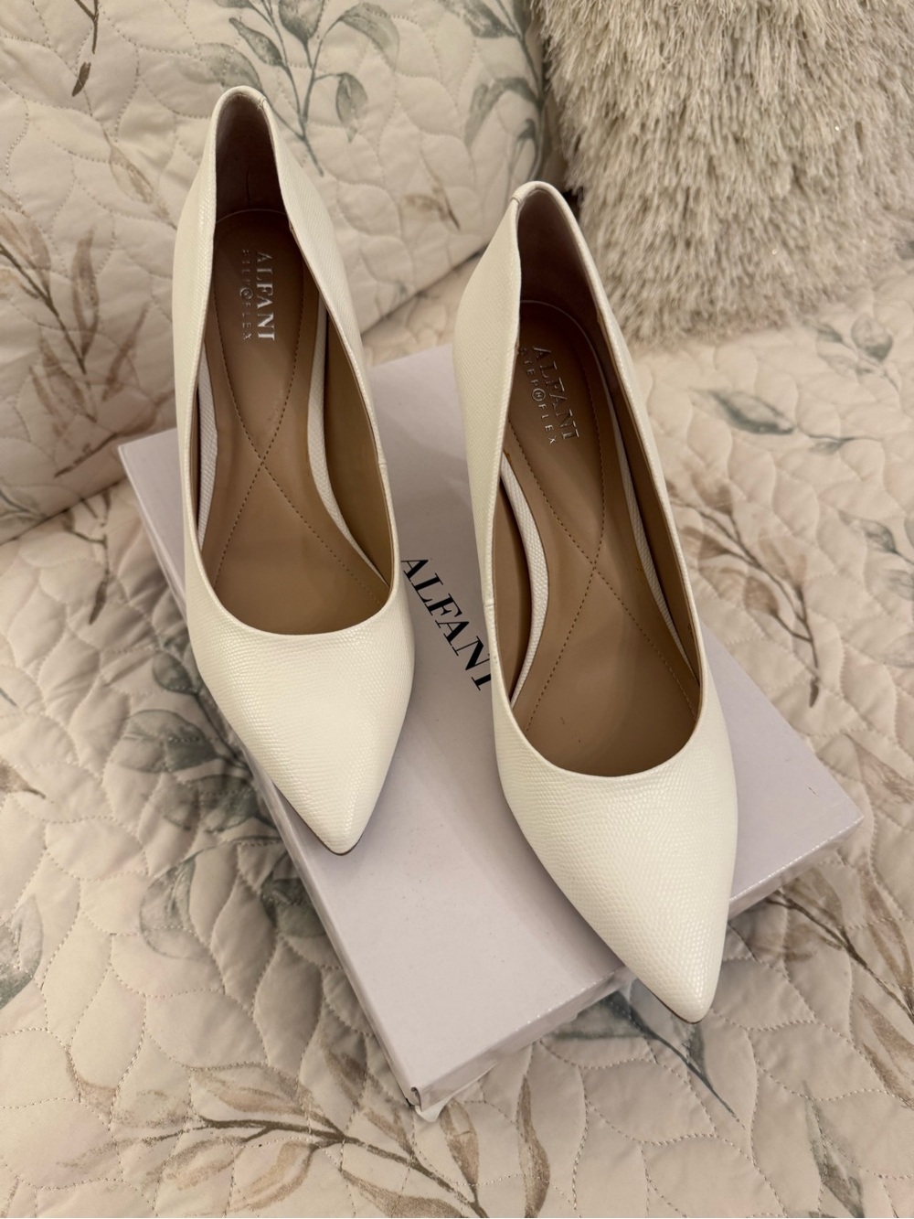 Alfani White Pointed Toe Pumps
